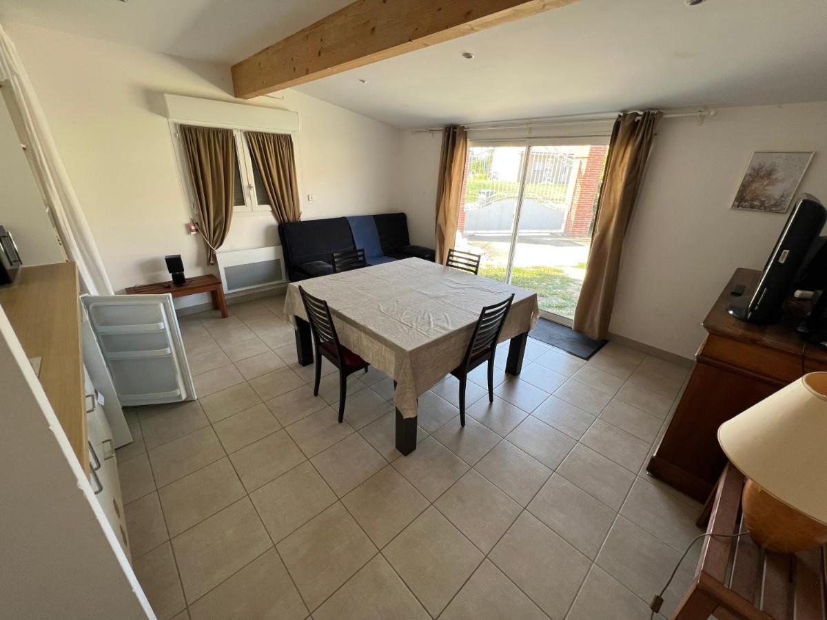 Chambre D'Hote Les Murailles Auterive  Екстериор снимка